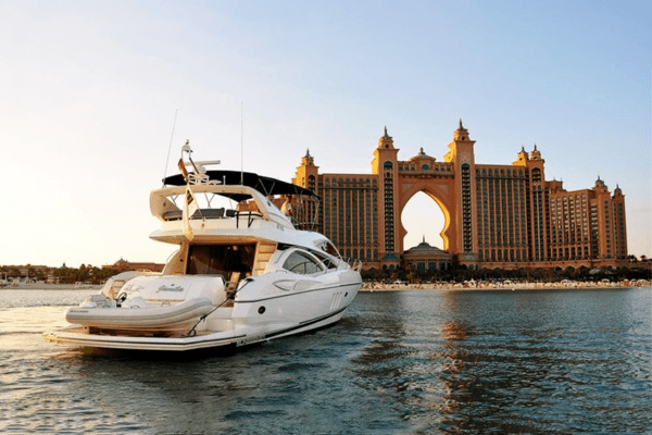Dubai City Tour + Cruise Dinner